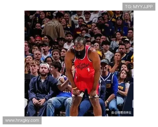 莱昂纳德重返赛场快船官方宣布他结束连续缺席的十场比赛